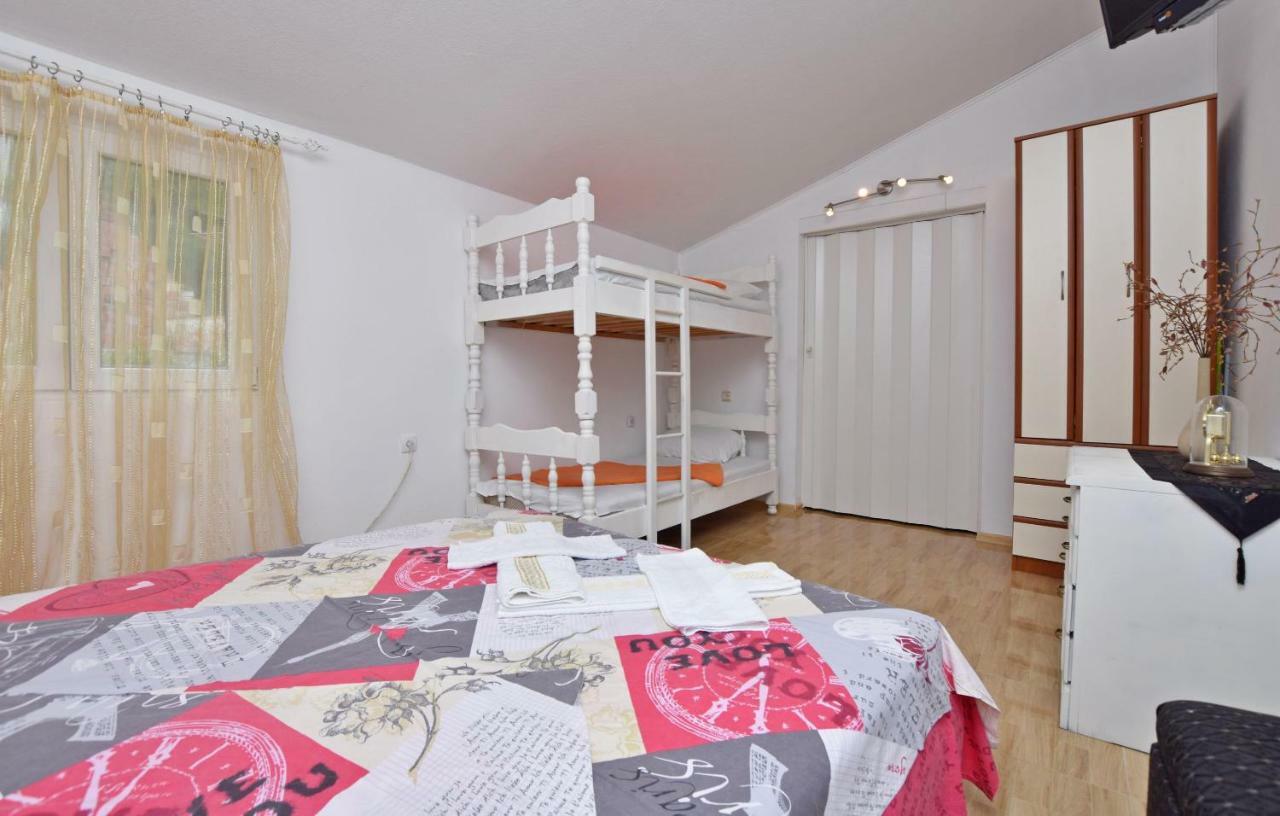 Apartments Siljak Petrovac Exterior foto