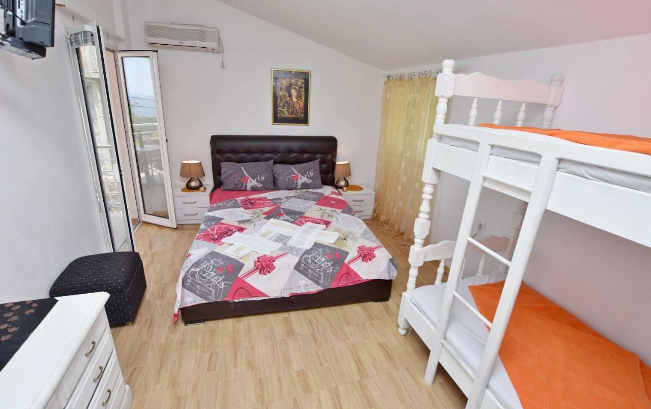 Apartments Siljak Petrovac Exterior foto